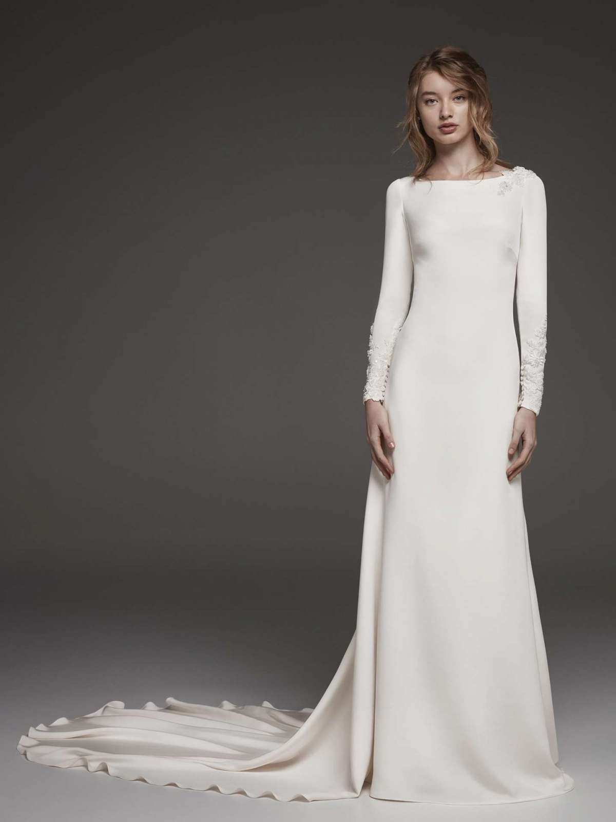 Abito da sposa scivolato in crepe di seta Atelier Pronovias