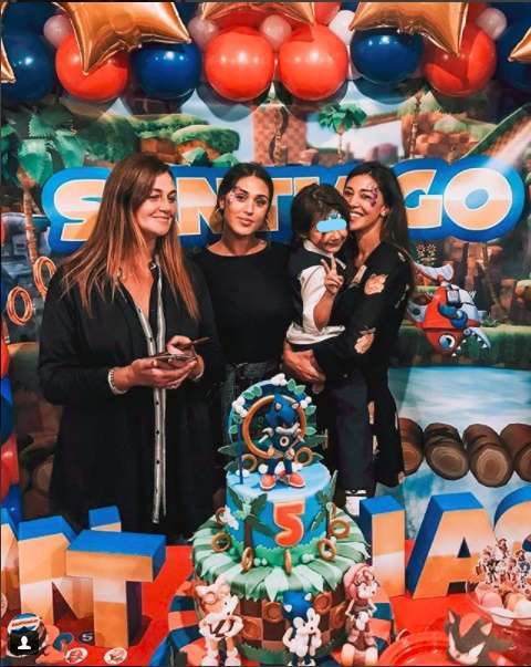 Santiago con Belén, Cecilia e Veronica