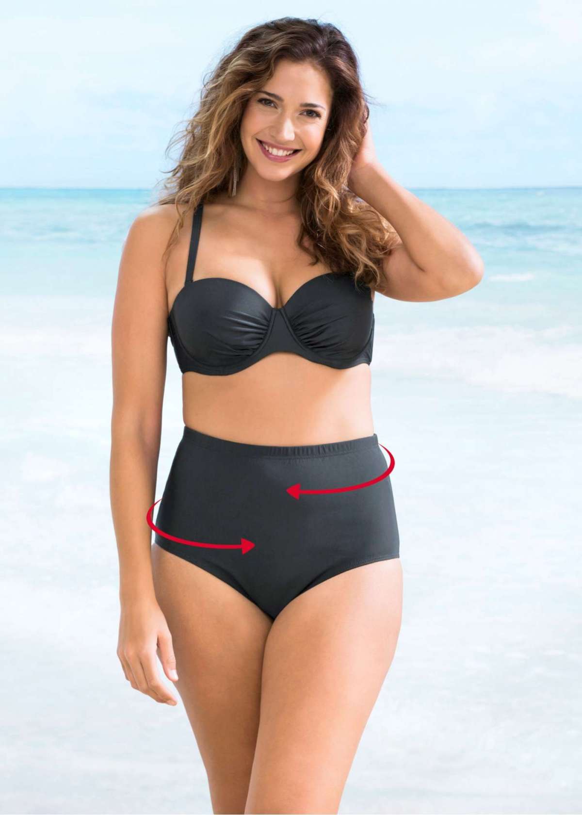 Slip modellante per bikini taglie forti Bonprix a 18,99 euro