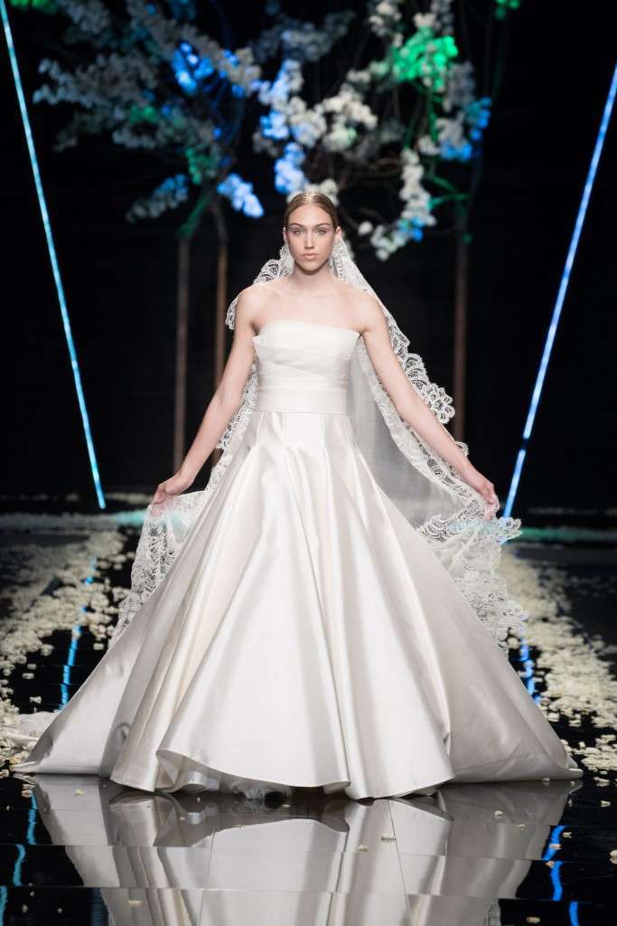 Vestito da sposa da principessa Antonio Riva