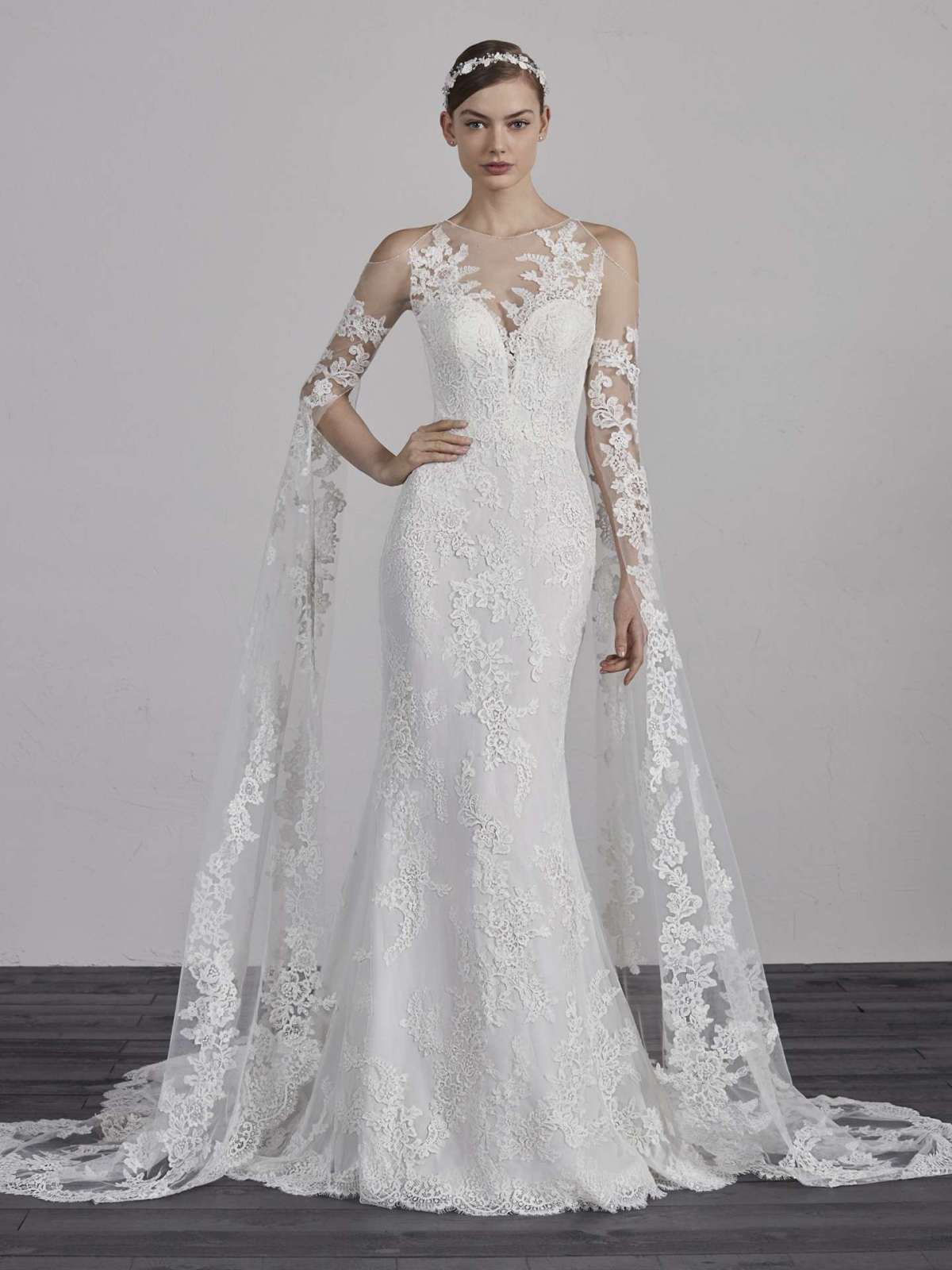 Vestito da sposa in pizzo Pronovias