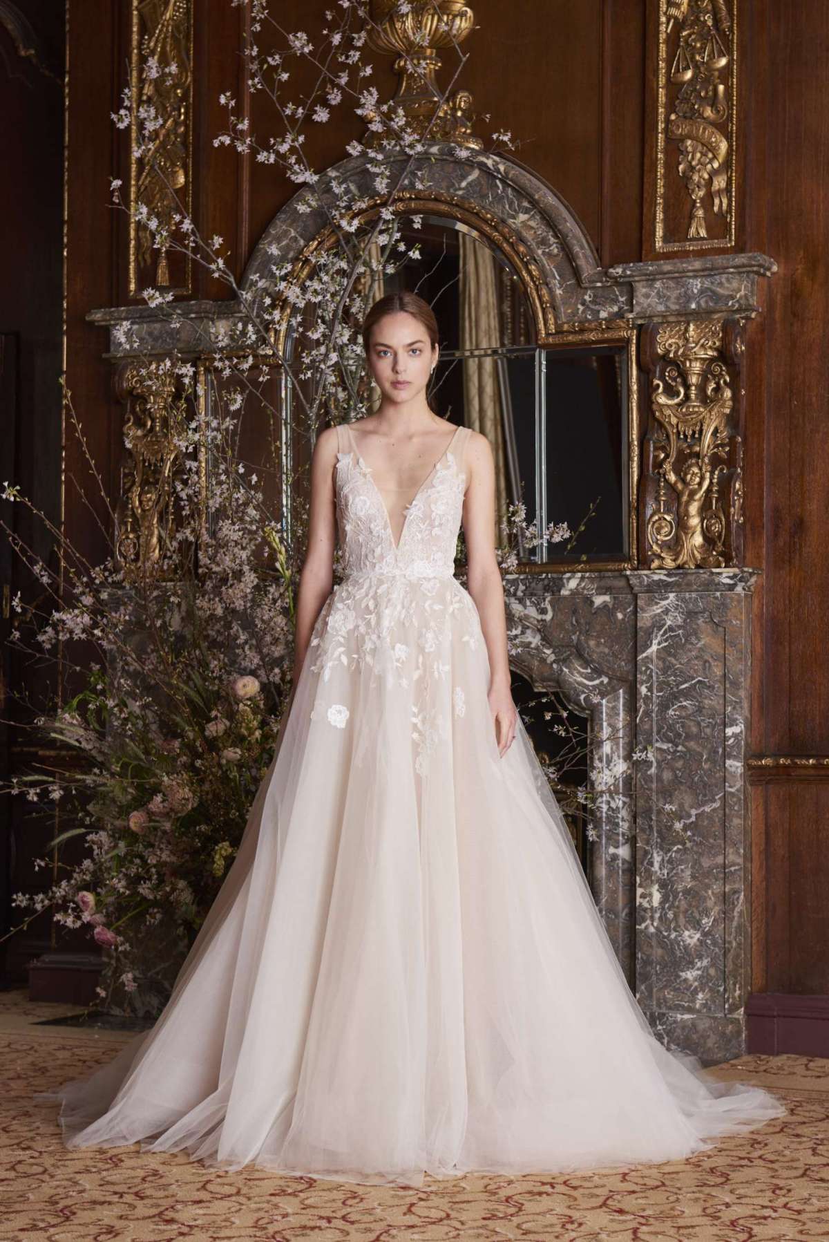 Abito da sposa cipria ampio Monique Lhuillier