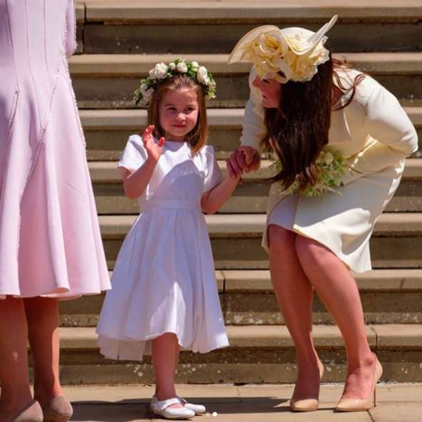 Charlotte con mamma Kate