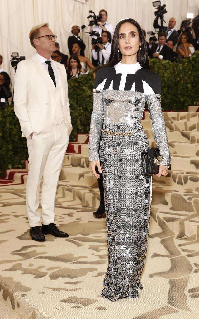 Jennifer Connelly in Louis Vuitton