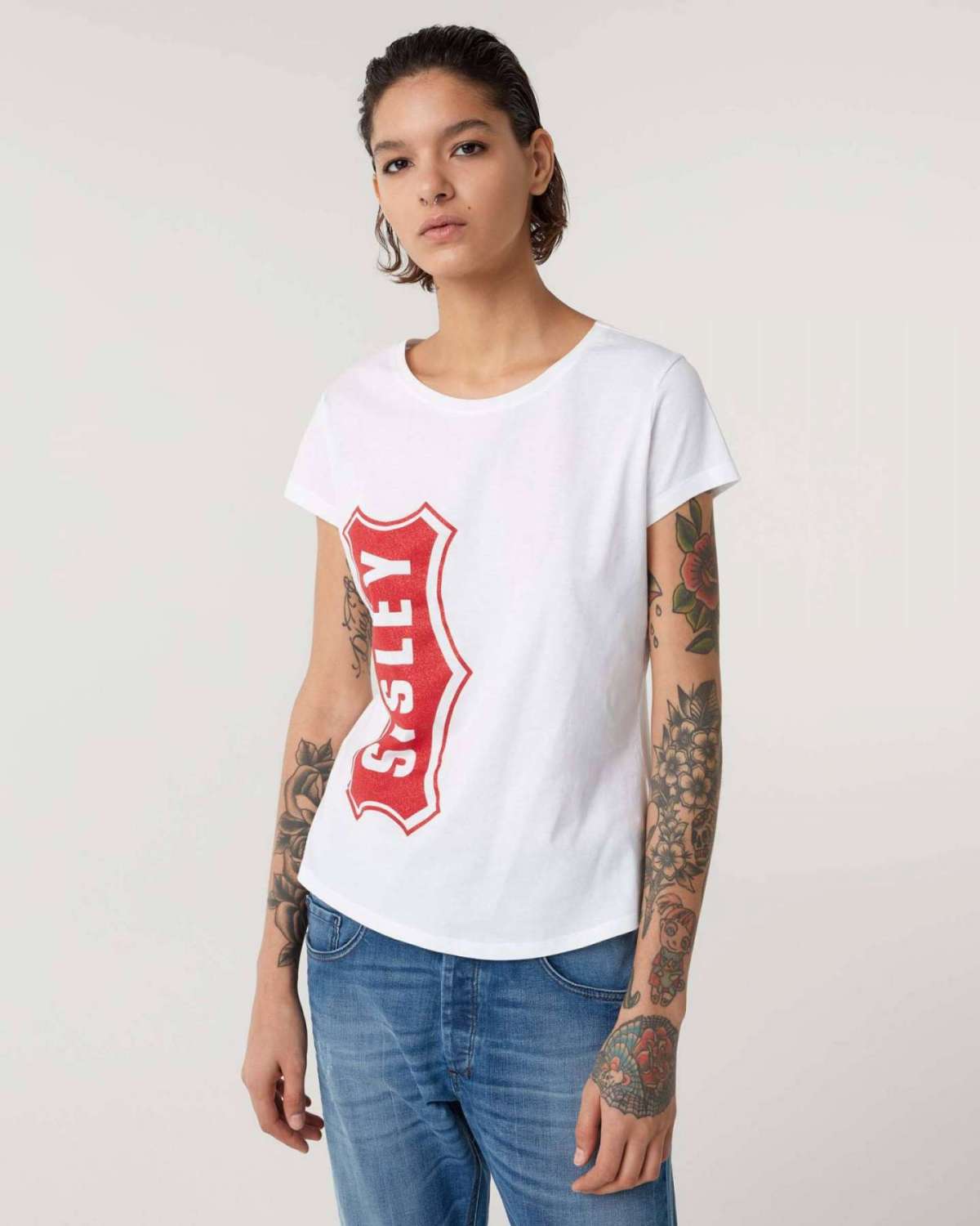 T-shirt Sisley con logo a 24 euro