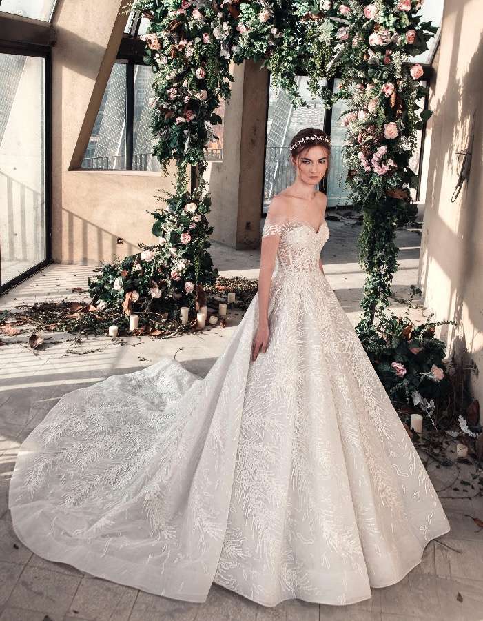 Abito da sposa da principessa con strascico La Mariée di Tony Ward