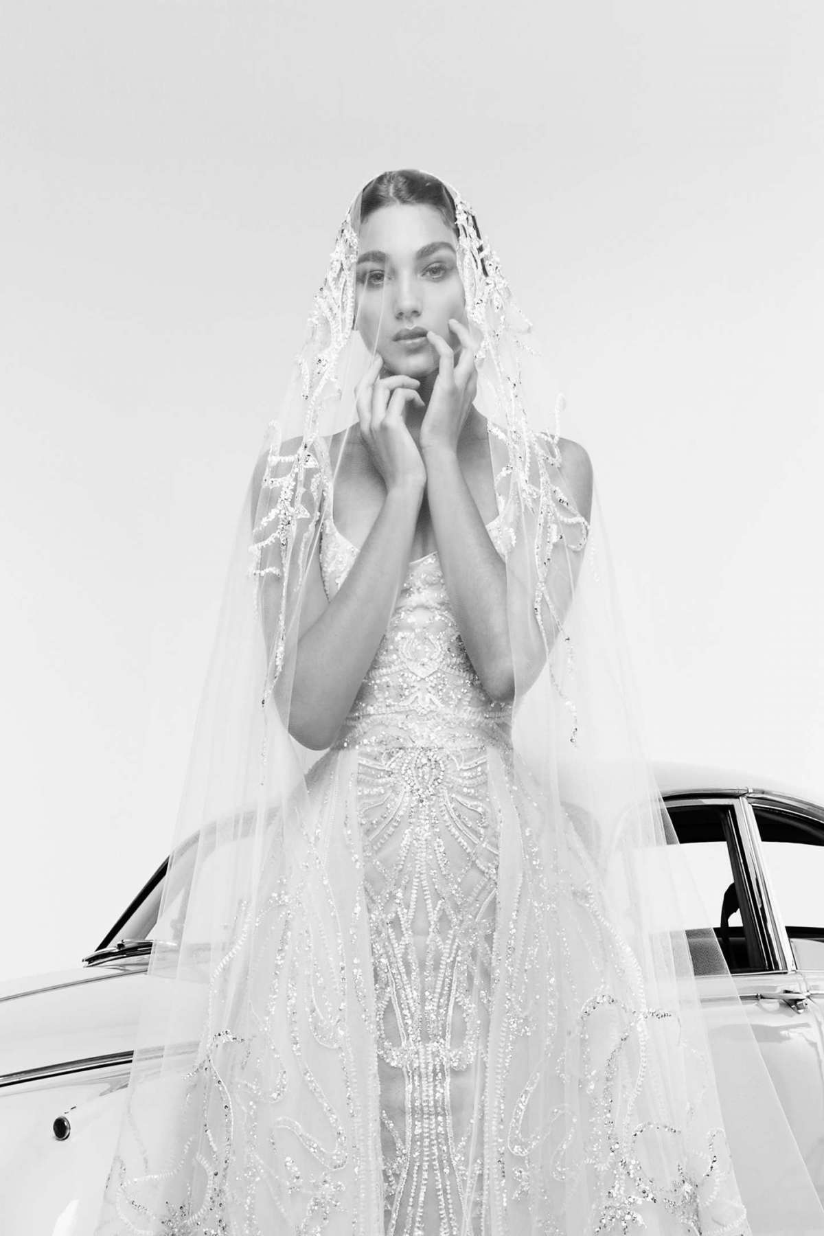 Abito da sposa in pizzo Zuhair Murad