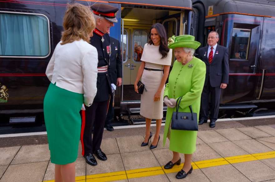 L'arrivo di Meghan e della sovrana