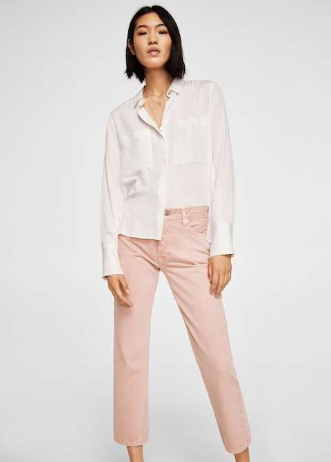 Pantaloni rosa e camicia Mango