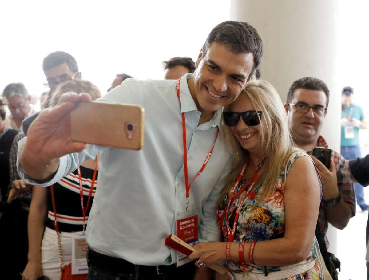 Selfie per Sanchez