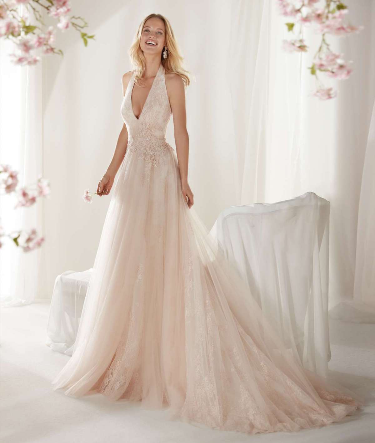 Vestito da sposa rosa Colet