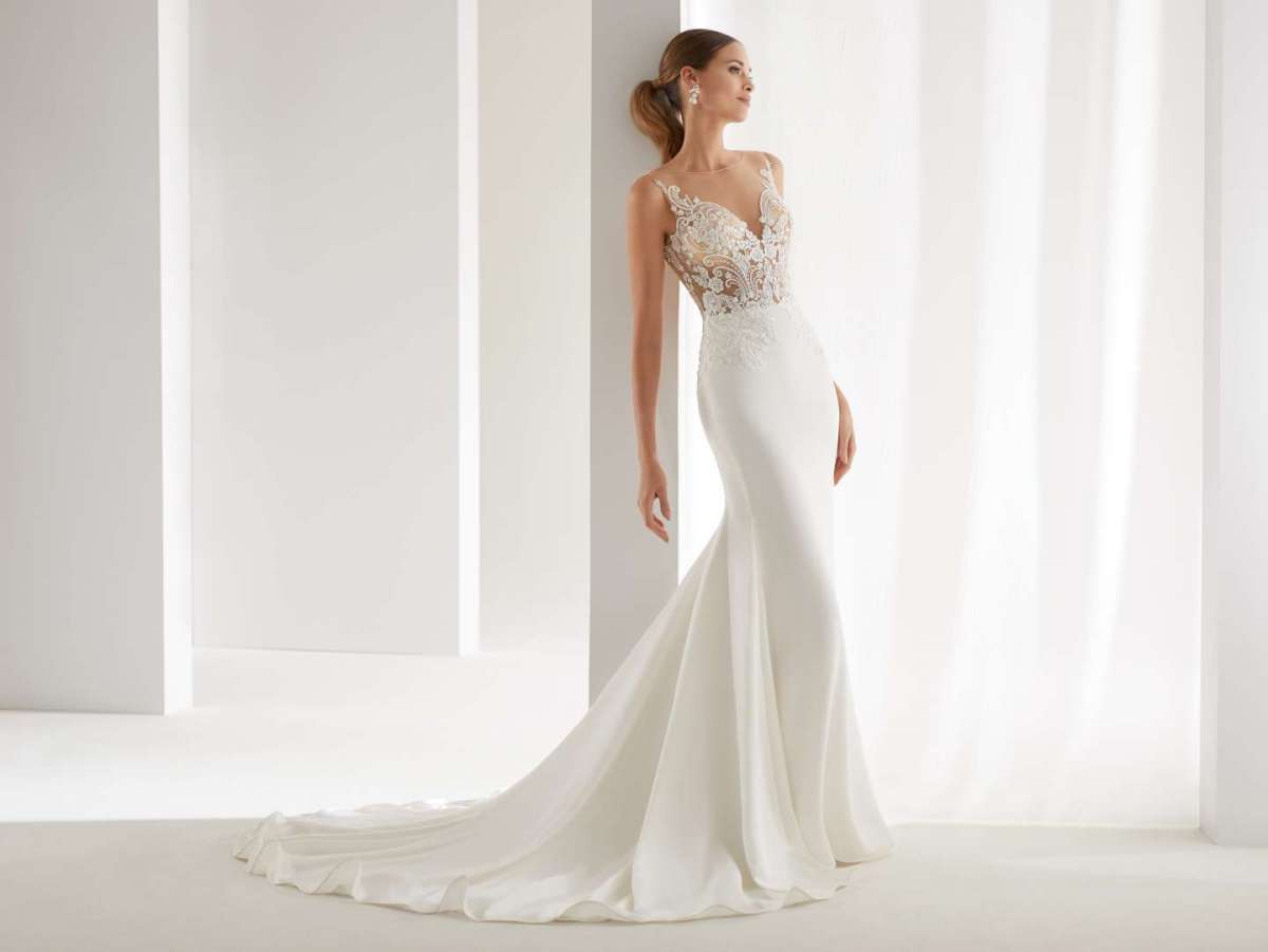 Abito da sposa a sirena in pizzo e seta Aurora