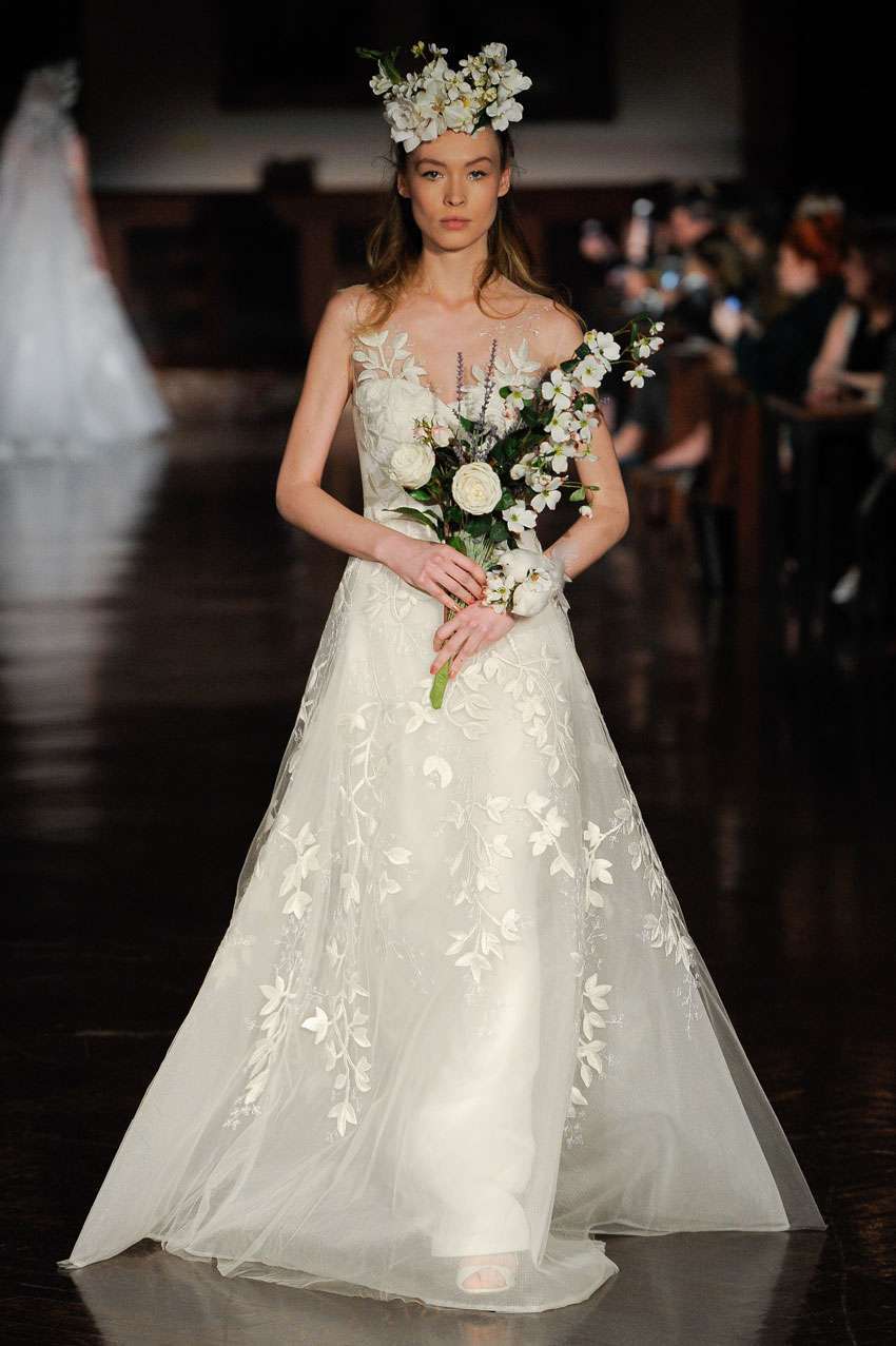 Abito da sposa a trapezio in tulle e pizzo Reem Acra