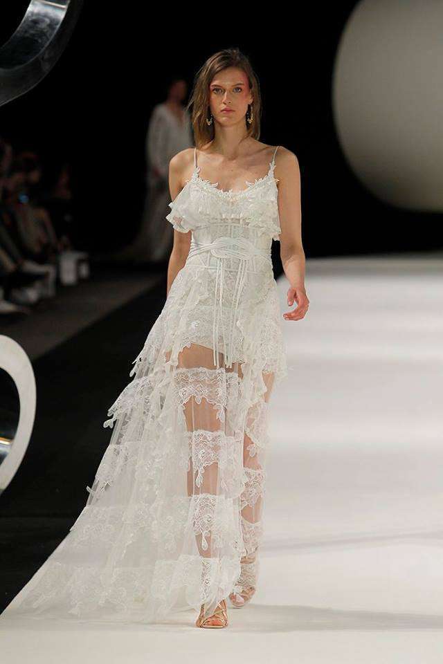 Abito da sposa boho-chic Yolan Cris