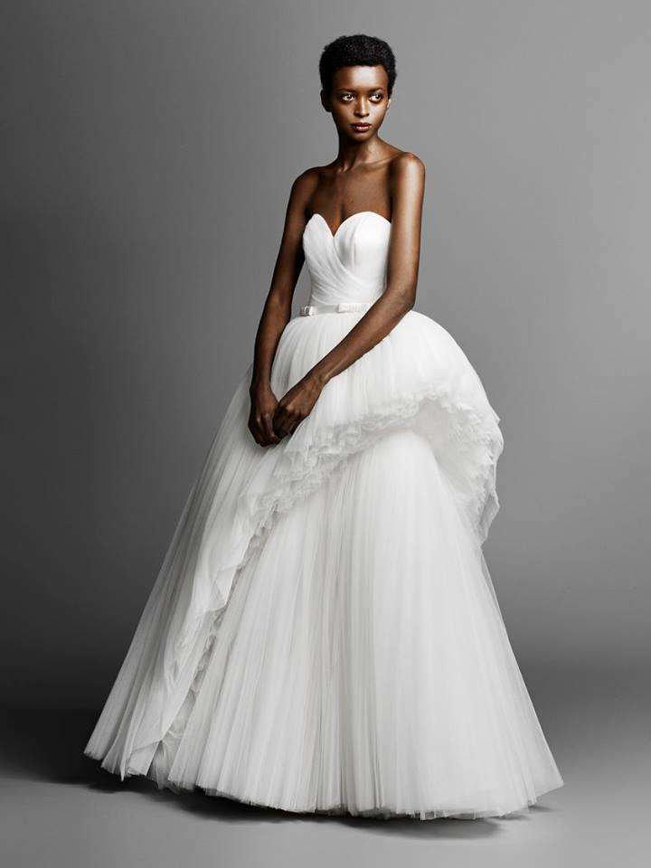 Abito da sposa con peplum asimmetrico Viktor & Rolf