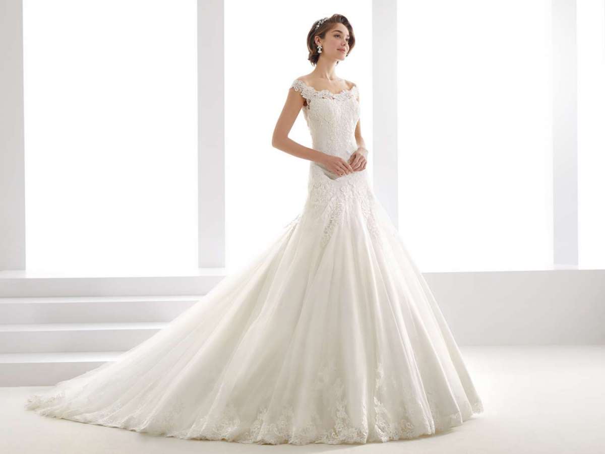 Abito da sposa in pizzo Jolie