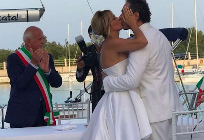 Claudio Santamaria e Francesca Barra sposi
