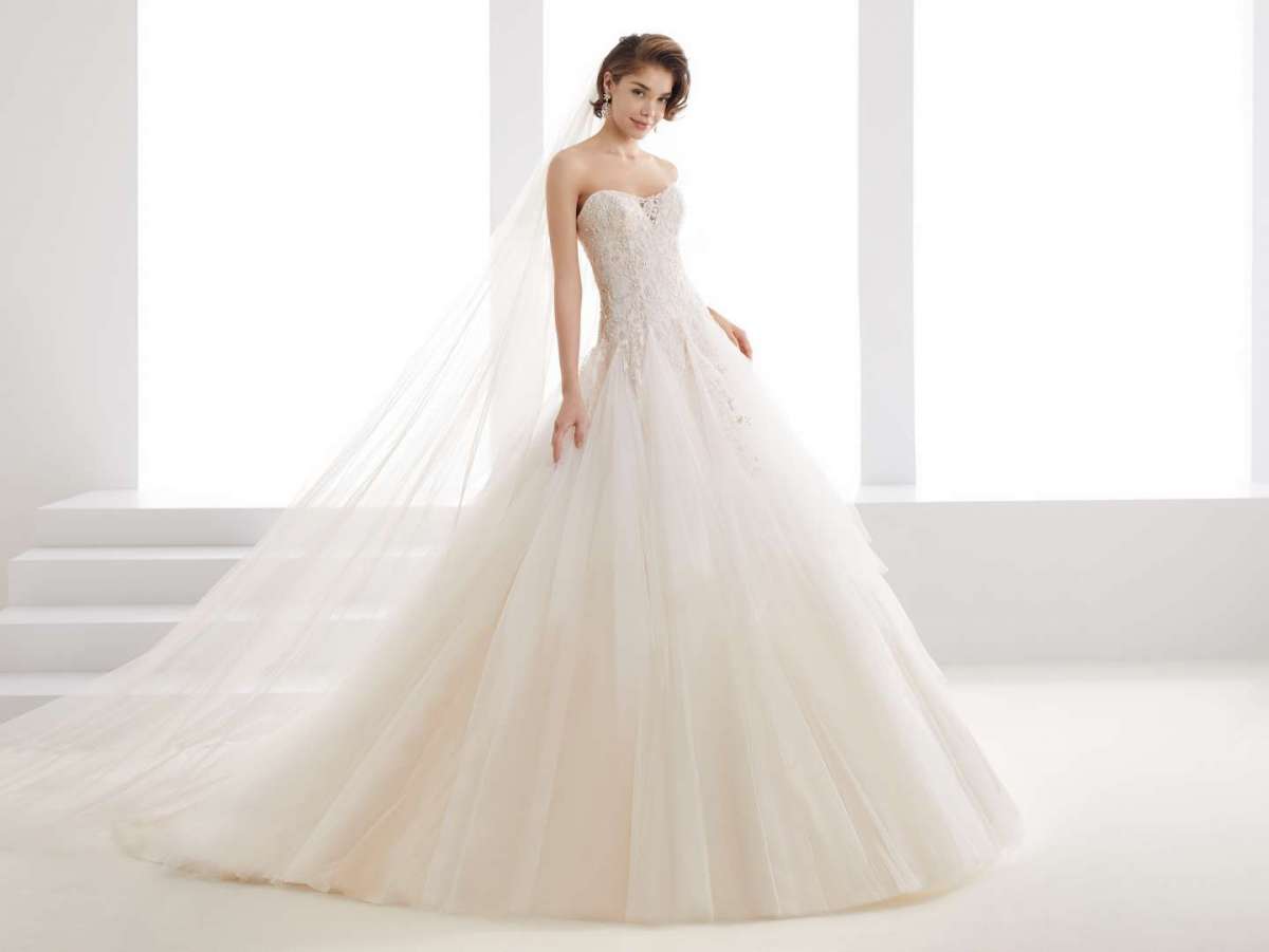 Vestito da sposa da principessa Jolie