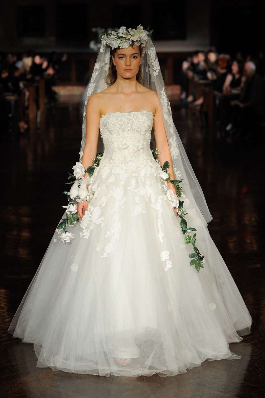 Vestito da sposa da principessa Reem Acra