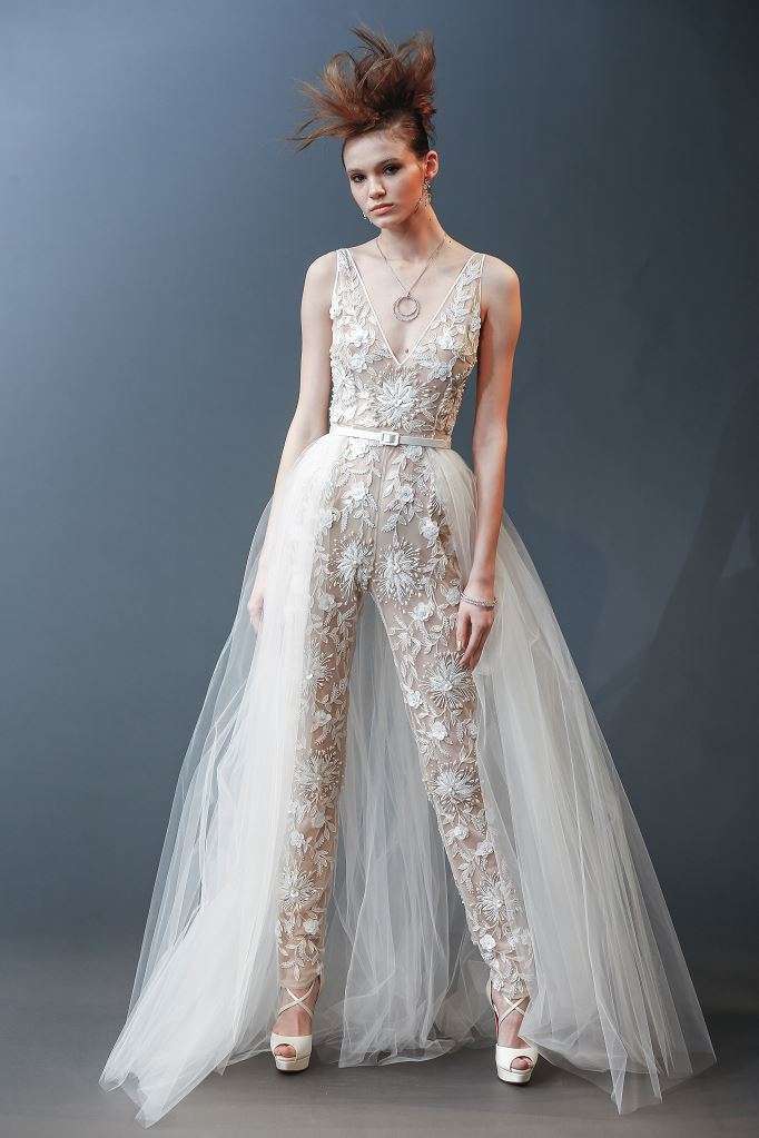 Jumpsuit da sposa in pizzo Naeem Khan