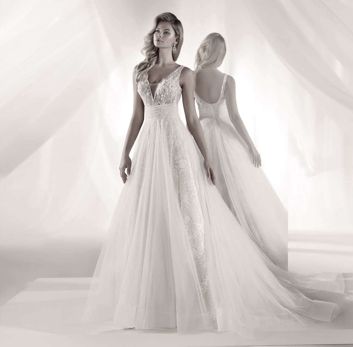 Vestito da sposa ampio plissettato Nicole Luxury