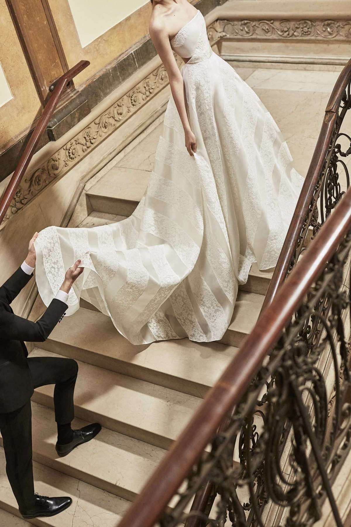 Abito da sposa ampio da principessa Carolina Herrera