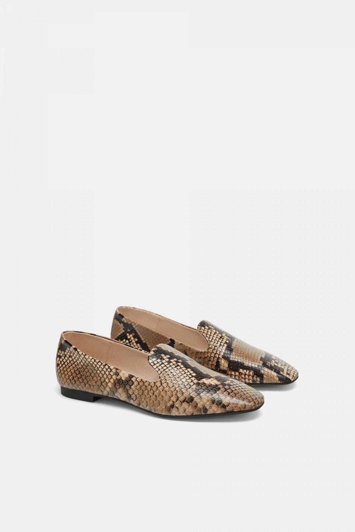 Mocassini animalier Zara a 55,95 euro