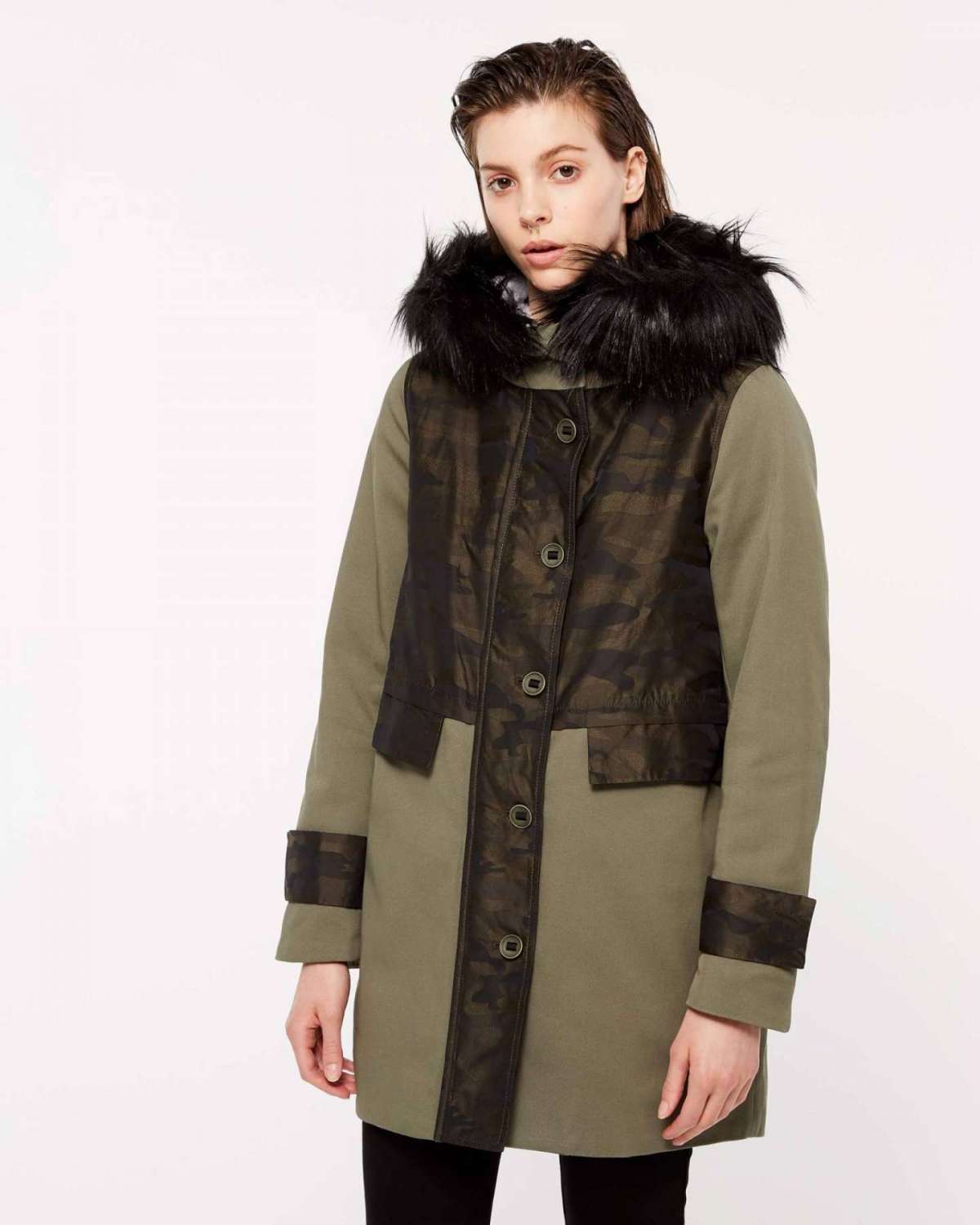 Parka Sisley con pelo a 159 euro