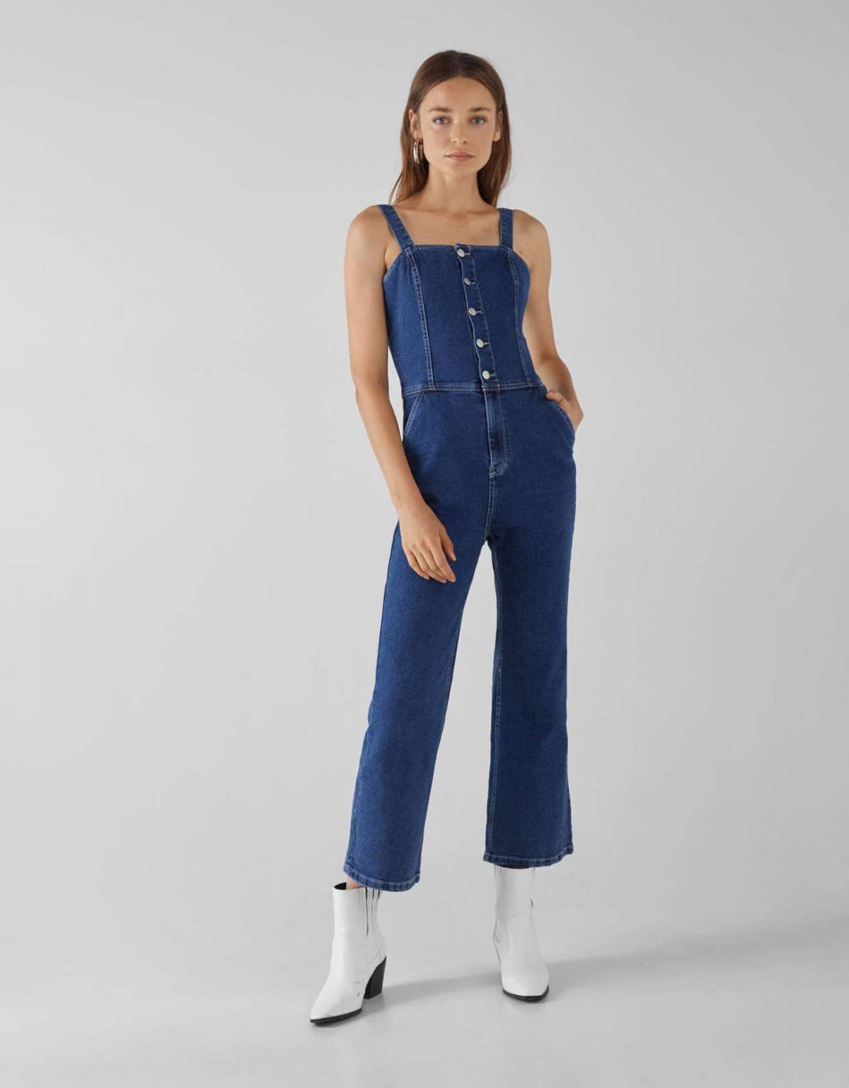 Salopette di jeans lunga per donne Bershka