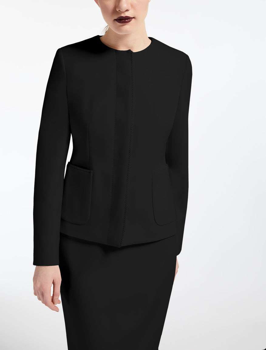 Blazer nero da tailleur Max Mara a 590 euro