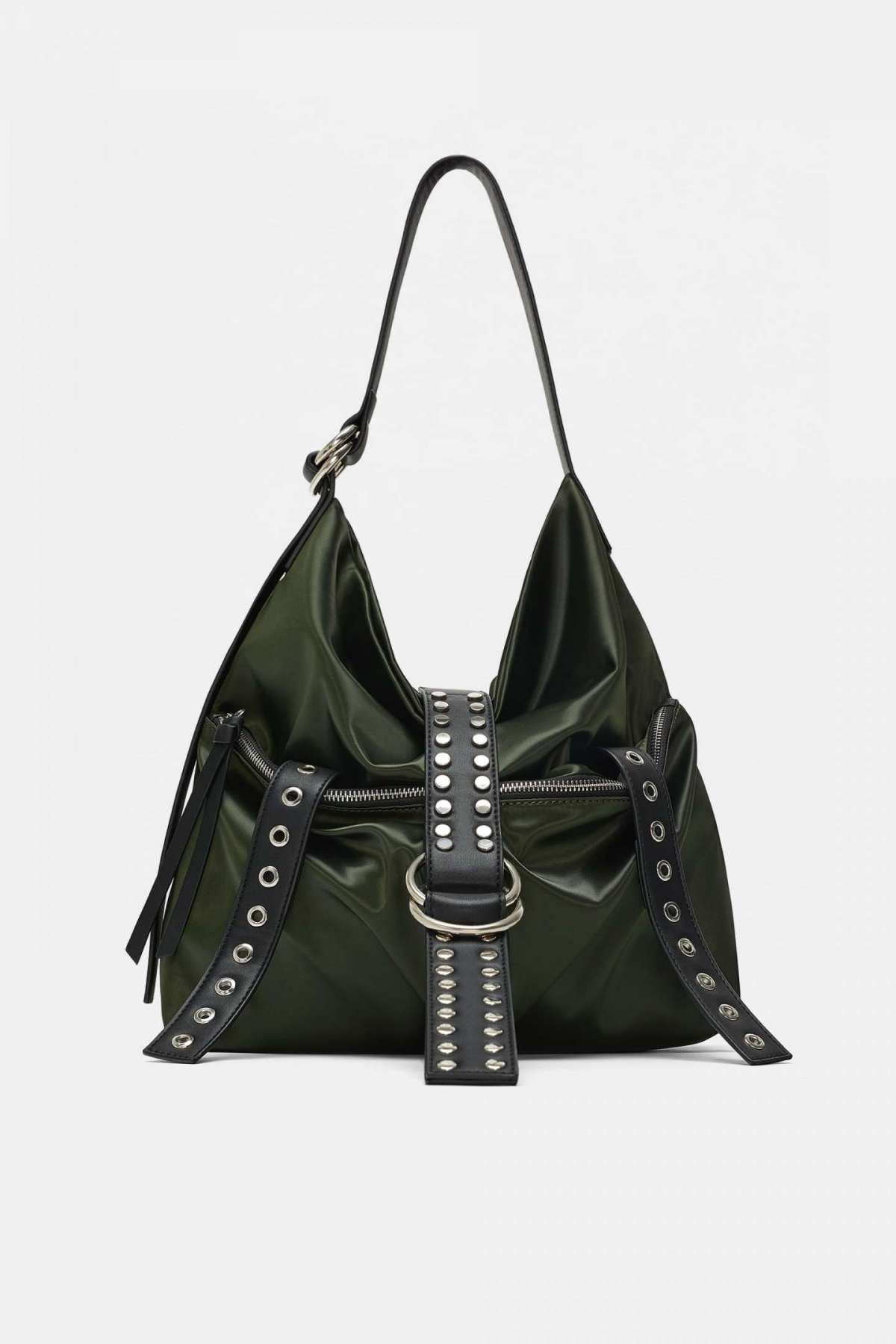 Borsa a sacca Zara con borchie a 39,95 euro