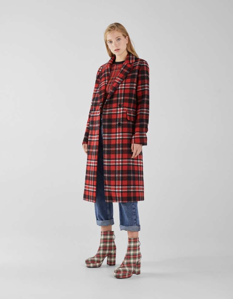 Cappotto di stoffa tartan Bershka