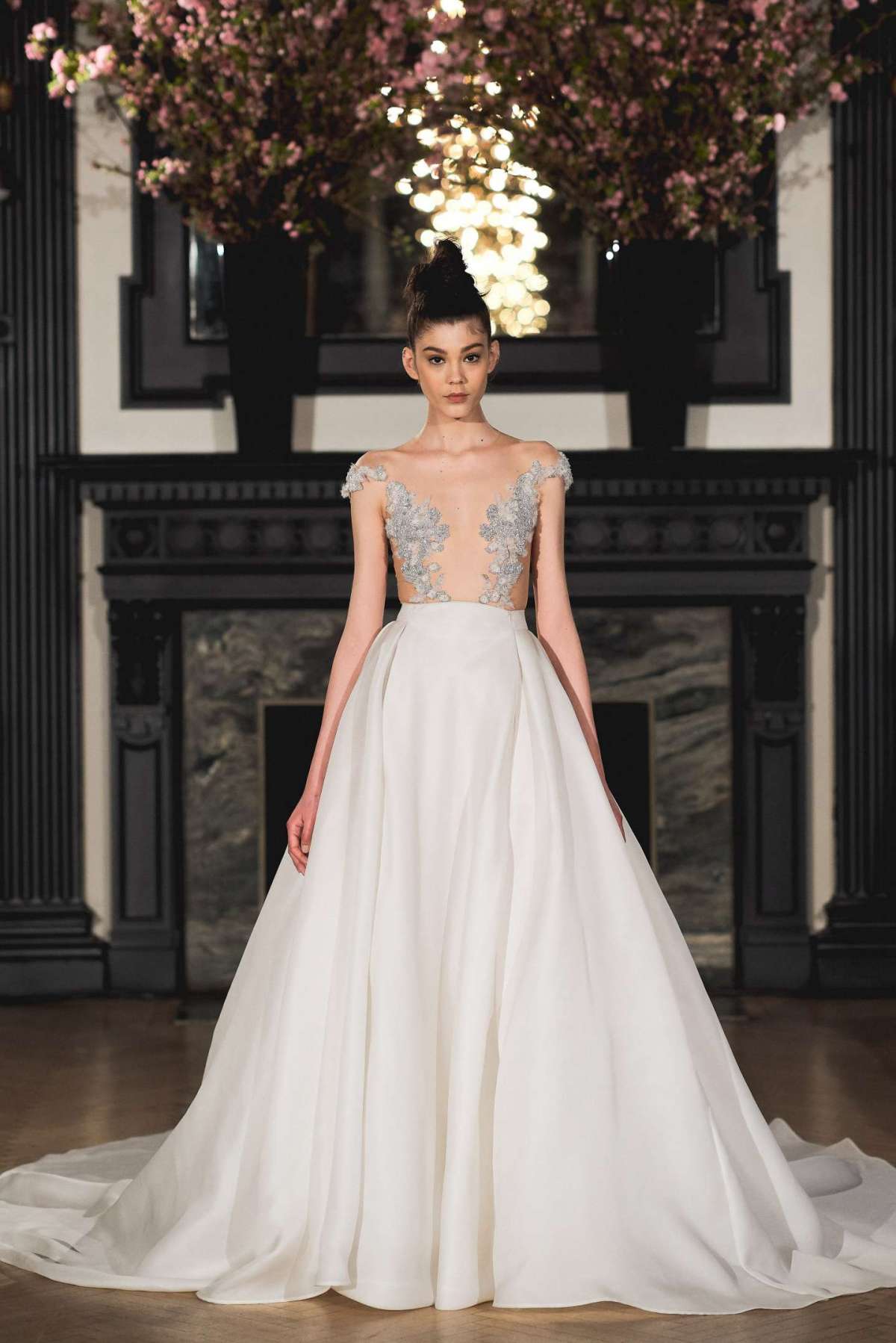 Abito da sposa gioiello con gonna ampia Ines Di Santo