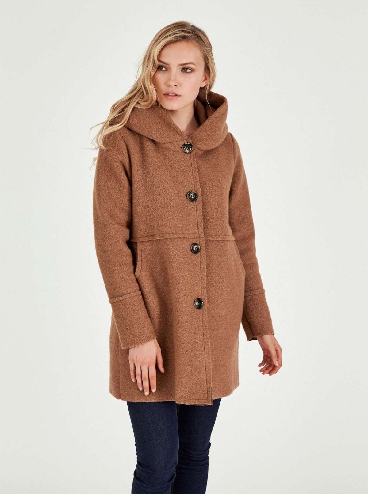 Cappotto di lana Piazza Italia al prezzo di 39,95 euro