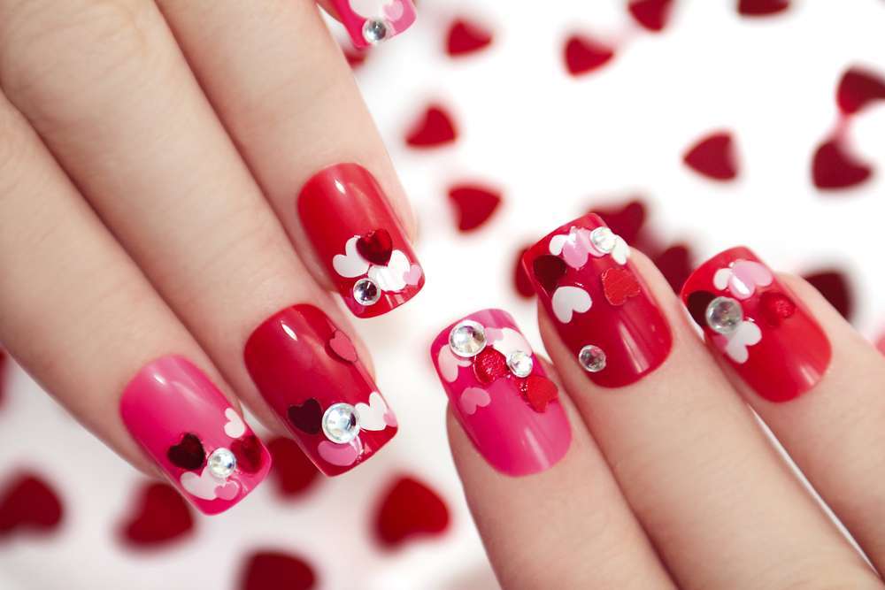 Nail art: le decorazioni più belle per San Valentino