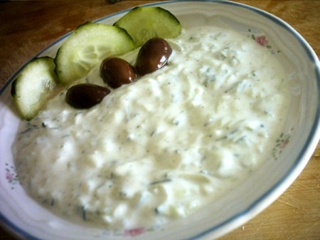 salsa tzatziki
