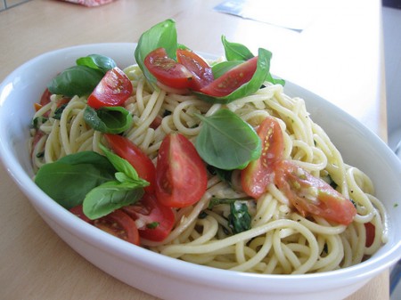 spaghetti alla caprese