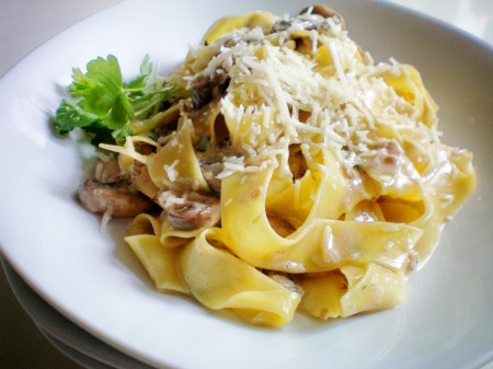 tagliatelle funghi e uva