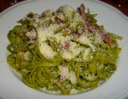 tagliatelle verdi panna pancetta