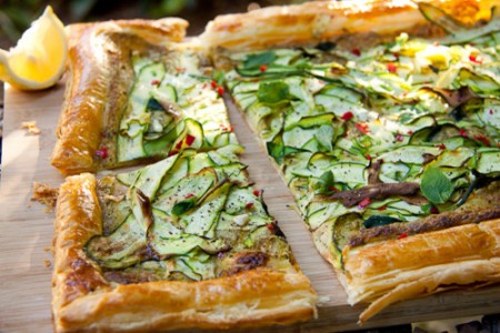 Torta salata di zucchine e crescenza