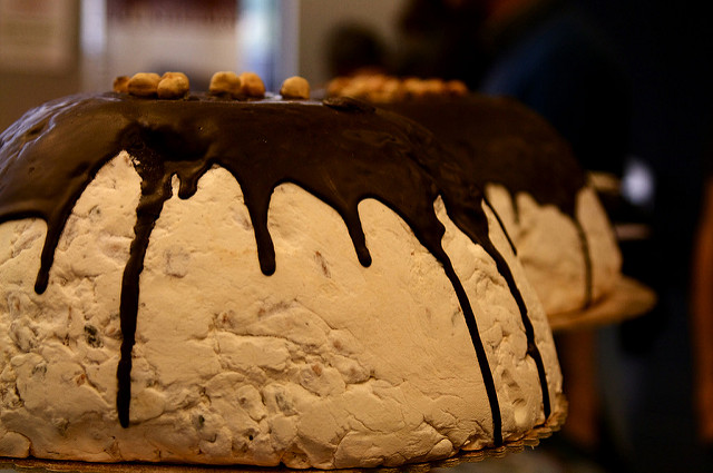 Zuccotto di panettone con gelato
